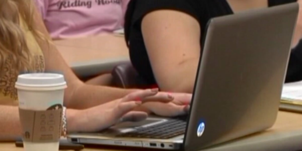 Florida lawmakers draft new AI safeguards for school classrooms