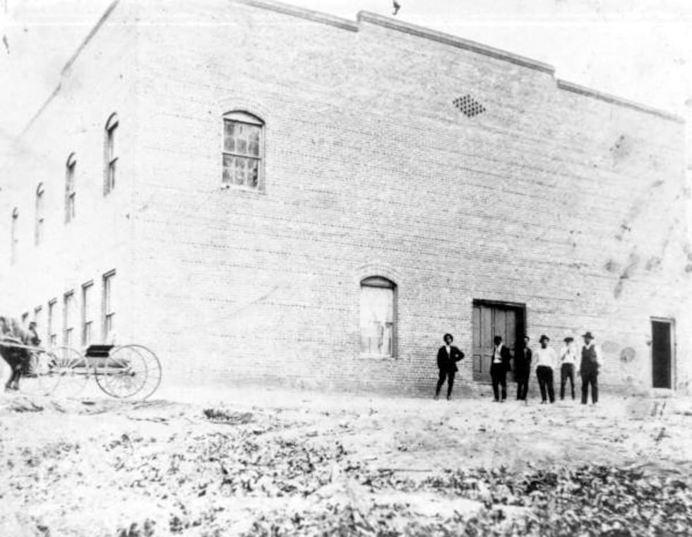 Historians push back as Tallahassee’s last cigar factory faces demolition